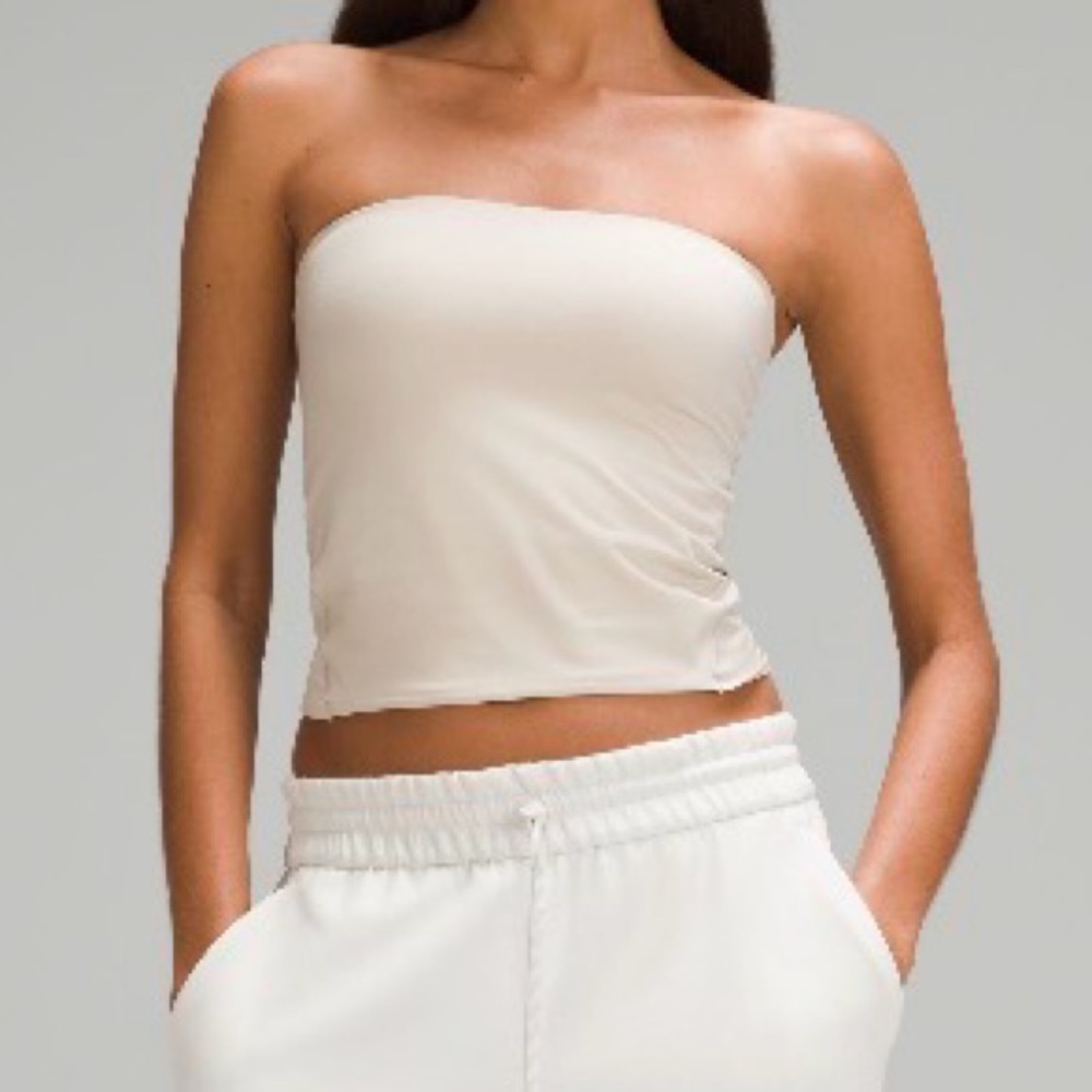 Lululemon Wundermost Ultra-Soft Nulu Tube Top